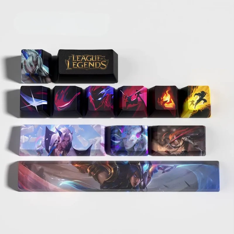 Keycaps Yone League of Legends – Esprit japonais sur clavier gris et blanc